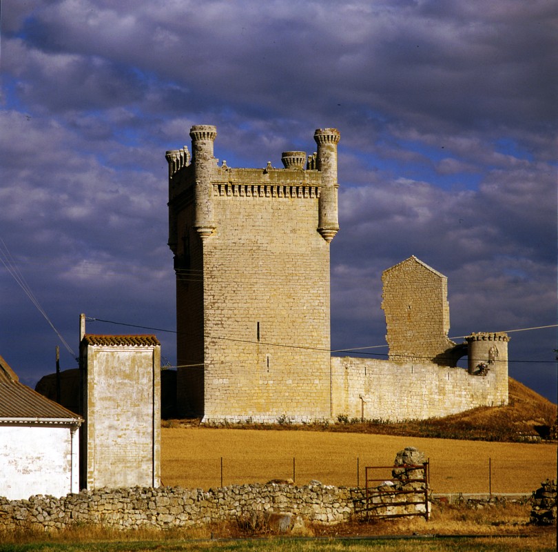 Castillo de Belmonte de Camos